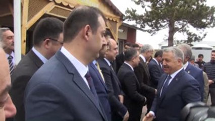Bakan Arslan: "Bakü-Tiflis-Kars Demiryolu Projesi Inşallah Haziran Devreye Giriyor"