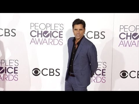 John Stamos People's Choice Awards 2017 Red Carpet