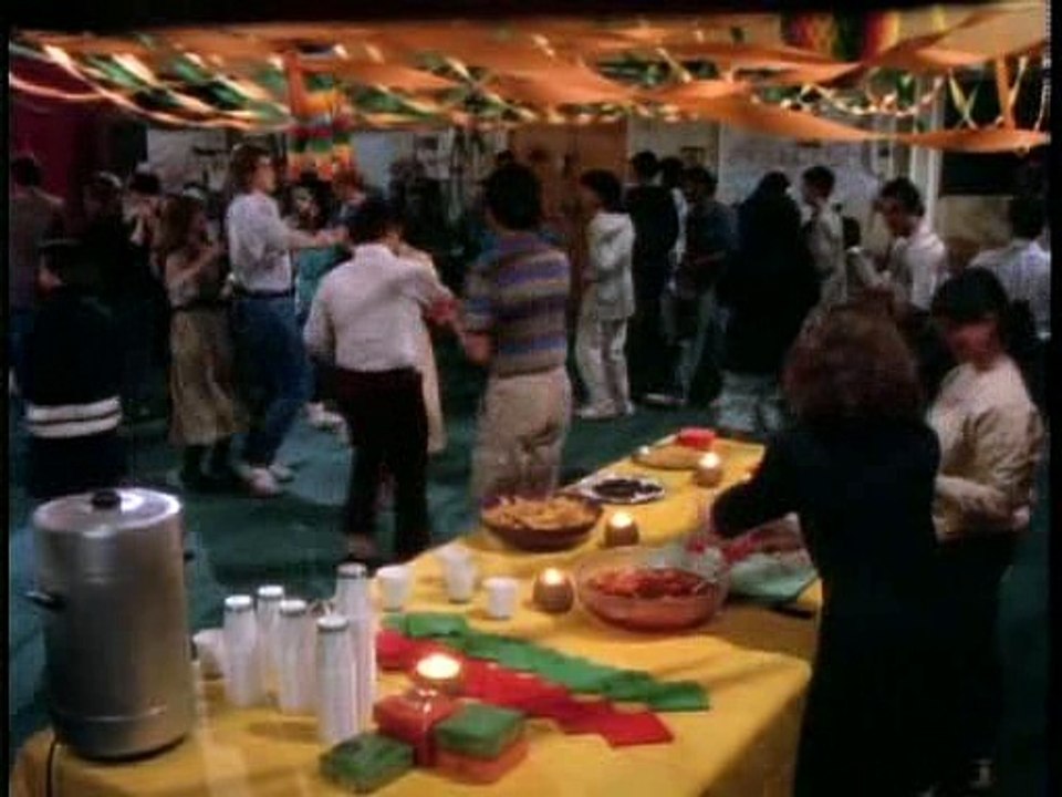 21 Jump Street S04E04 Come From The Shadows