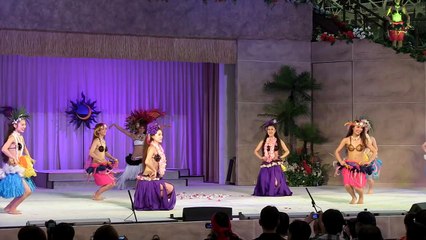 ポリネシアンレビュー「E Komo Mai」 タヒチ～マタイ レヴァ（ソロ）～ フラガール