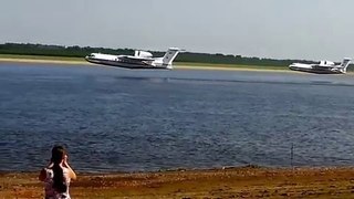 2 plane landed at river