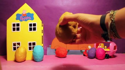 Download Video: Peppa Pig Huevos Sorpresas Plastilina Play Doh Juguetes Peppa Pig y su familia ♡ Muddy puddles