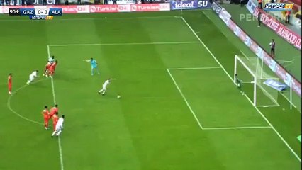 Penalty de Ghilas contre Alanyaspor