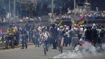 تظاهرات در کاراکاس برای حمایت از رهبر اپوزیسیون به خشونت کشیده شد