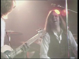 Status Quo - Rockin All Over The World