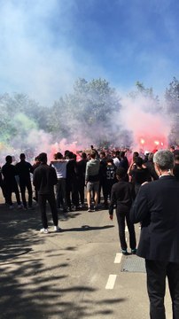 Football : Nantes-OM en coupe Gambardella : chaude ambiance devant le stade de la Beaujoire