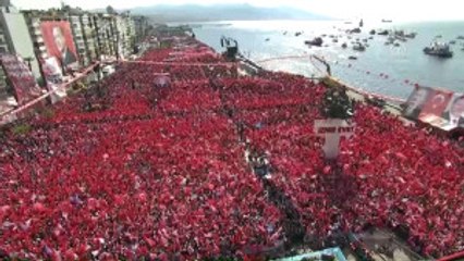 Erdoğan: "Kendisini Çantada Keklik Görenlere Şöyle Sağlamından Bir Ders Vermeye Hazır Mısın Izmir?"