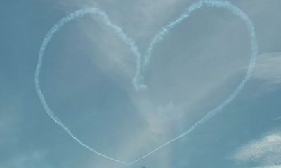 Formasi “Love” dalam Atraksi HUT TNI-AU