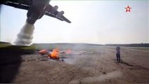 Eteindre un feu de camp avec un avion bombardier d'eau