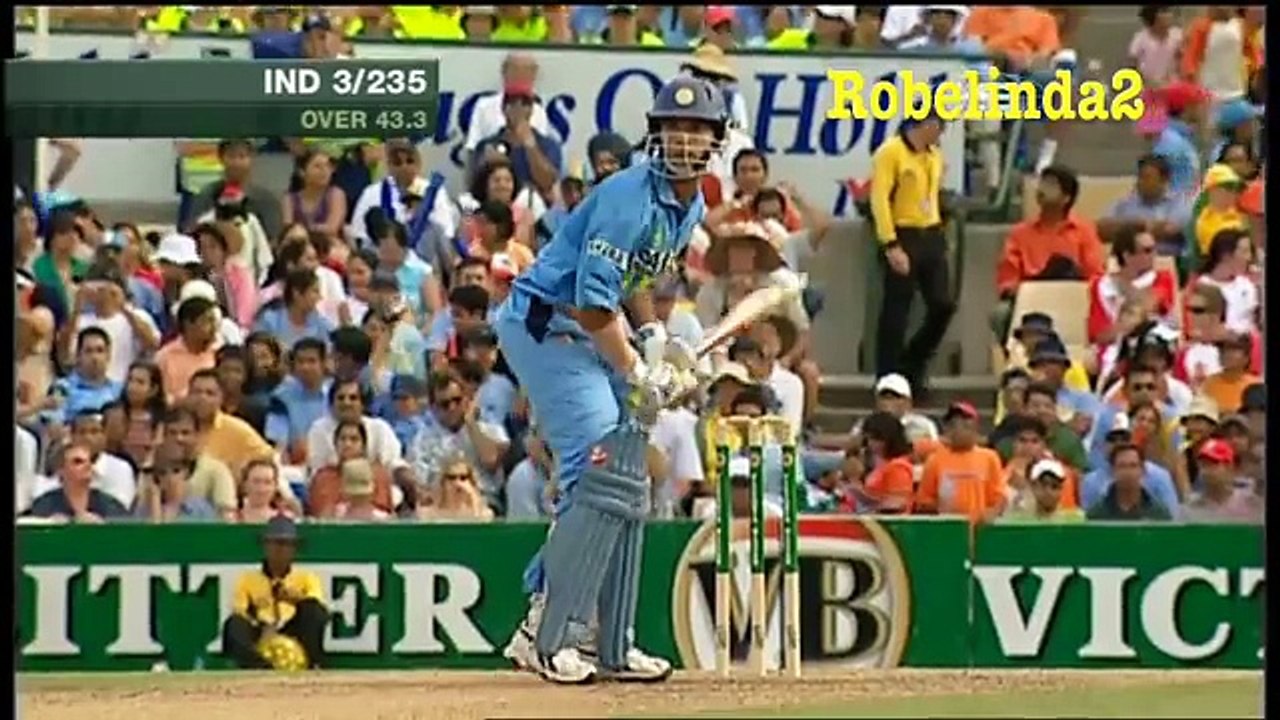 Yuvraj Singh reply of CLASS vs Australia 139 runs, 720p_ SCG 2004
