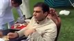 Post See What Hamza Shehbaz Saying to His Party Workers - Mobile Footage of Hamza Shehbaz Having Lunch with His Party Workers