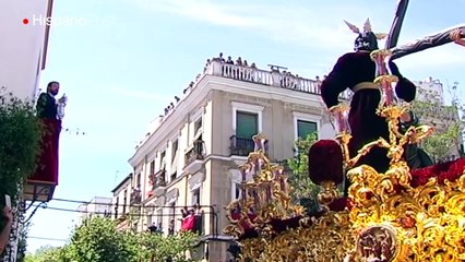 Sol y devoción marcan el inicio de la Semana Santa en España