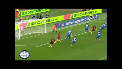 WWW.DOWNVIDS.NET-أهداف مباراة روما × ساسوولو (3-1) كاملة تعليق أحمد عبده - الدورى الايطالى 19-3-2017