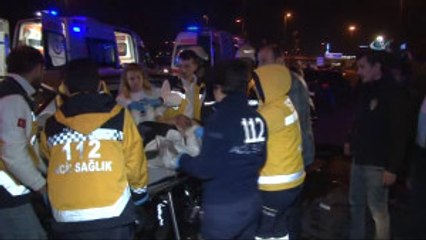 E-5 Karayolu'nda Feci Kaza: 1 Ölü, 2 Yaralı