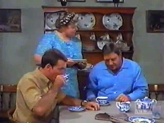 Mayberry RFD - S02E09 - The New Farmhand