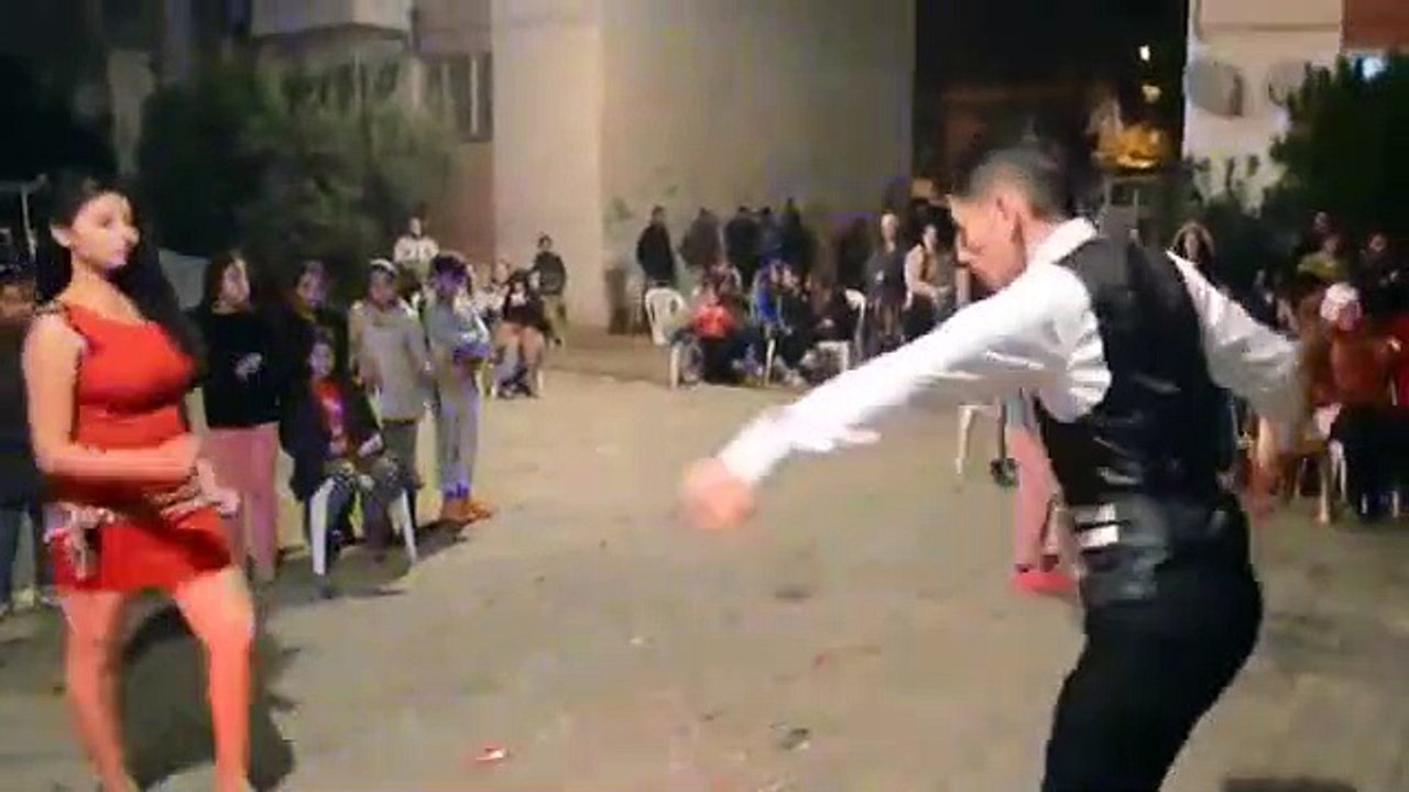 Acer Gelini Bırakıp Baldızla Coşan Damat