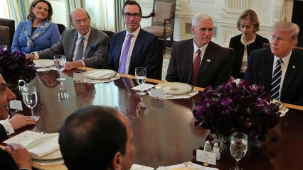 Εκτός του Συμβουλίου Εθνικής Ασφάλειας η Κάθλιν Μακφάρλαν