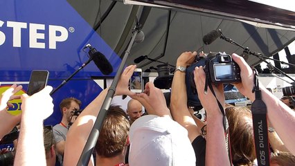 Paris-Roubaix 2017 - L'hommage à Tom Boonen à l'arrivée de son dernier Enfer du Nord