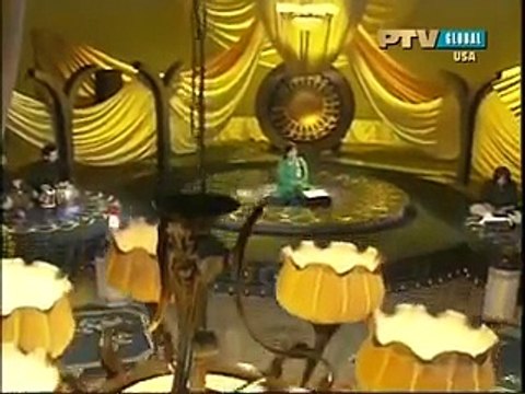 DIL CHEEZ HAI KIA JANA Live by SHABNAM MAJEED