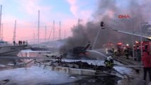 Marmaris Yat Limanı'nda Demirli 3 Teknede Yangın (Gündüz Görüntüleri