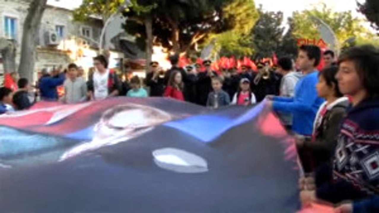 Izmir Atatürk'ün Foça'yı Ziyaretinin 83'üncü Yıldönümü Unutulmadı