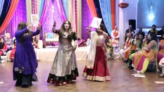 Awesome Mehndi Dance By Girls & Boys
