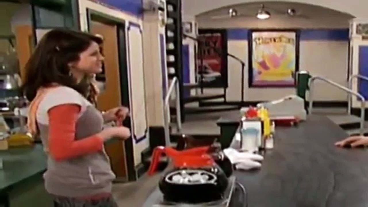 Wizards Of Waverly Place 2x26 Wizards vs Vampires On Waverly Place
