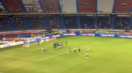 34 Yaşındaki Kaleci, Frikikten Gol Attı