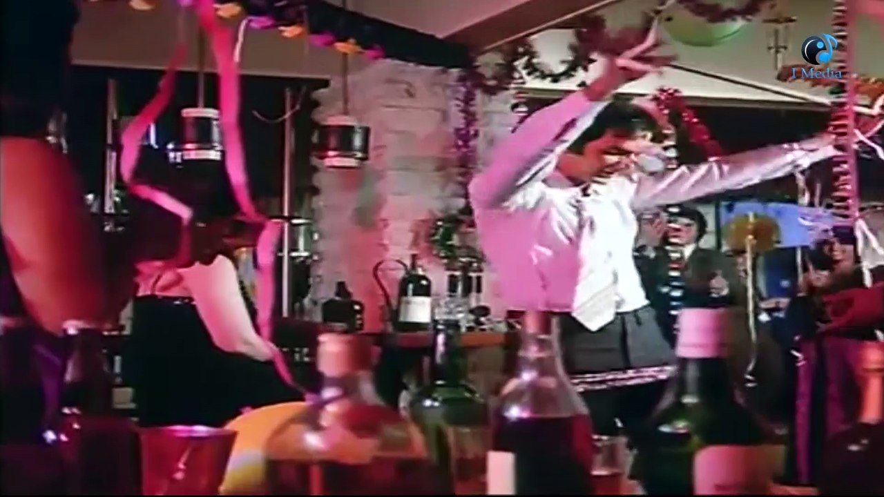 فيلم عندما يسقط  الجسد