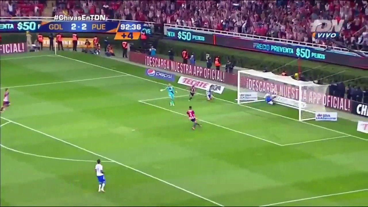 Terrible erreur d'un gardien dans les arrêts de jeu