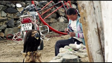 Kartal Avcısı Kız - Fragman