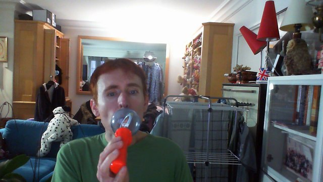 Wiwi égratigne je t'aime encore de Joey Scarpellino