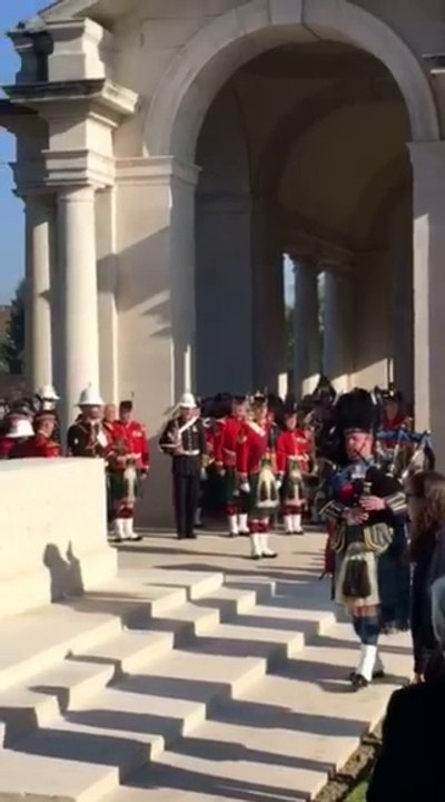 Centenaire de la bataille d'Arras : Commémoration écossaise au cimetière britannique du Faubourg d’Amiens (suite)
