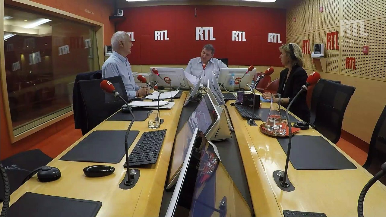 Nicolas Domenach milite pour le "droit au charivari politique"