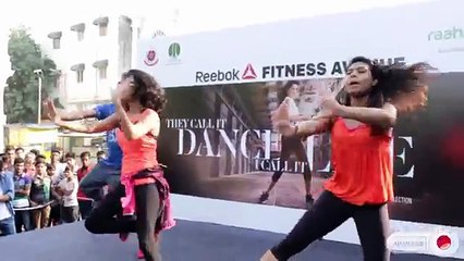 Na Na Na Na...INDIAN COLLEGE DANCE