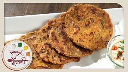 Dhapate - दही धपाटे | Maharashtrian Thalipeeth | Quick And Easy | Recipe by Archana in Marathi