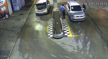 explosão de gás no posto no columbânde RJ