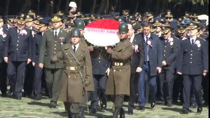 İçişleri Bakanı Süleyman Soylu Anıtkabir’i Ziyaret Etti