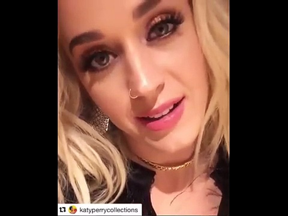 Katy Perry Close Look To Beautiful Eyes