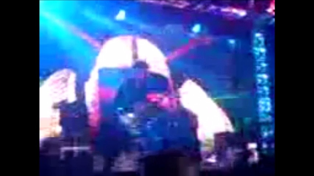 Muse - Supermassive Black Hole, Birmingham NEC, 11/15/2006