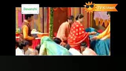 -- Devanshi -- (11 April 2017) Kusum Sundari bana Rahi Hai Bevkoof
