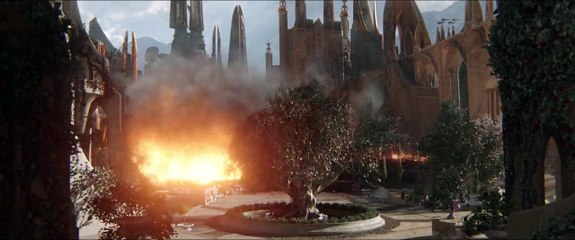 Thor Ragnarok - Première bande-annonce épique (VOST)