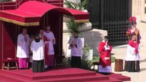 Firme condena del papa Francisco al terrorismo, en la misa del Domingo de Ramos
