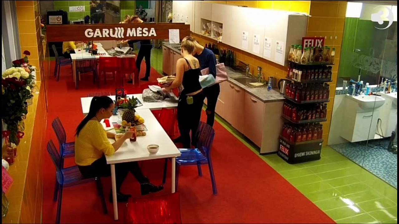 as superhitas - 04.09.(sekmad.) 1 dalis.  Rytas su Silvestru, Dovile ir Elvina