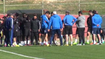 Gaziantepspor Teknik Direktörü Uygun Gençlerbirliği'ni Yenmek Istiyoruz