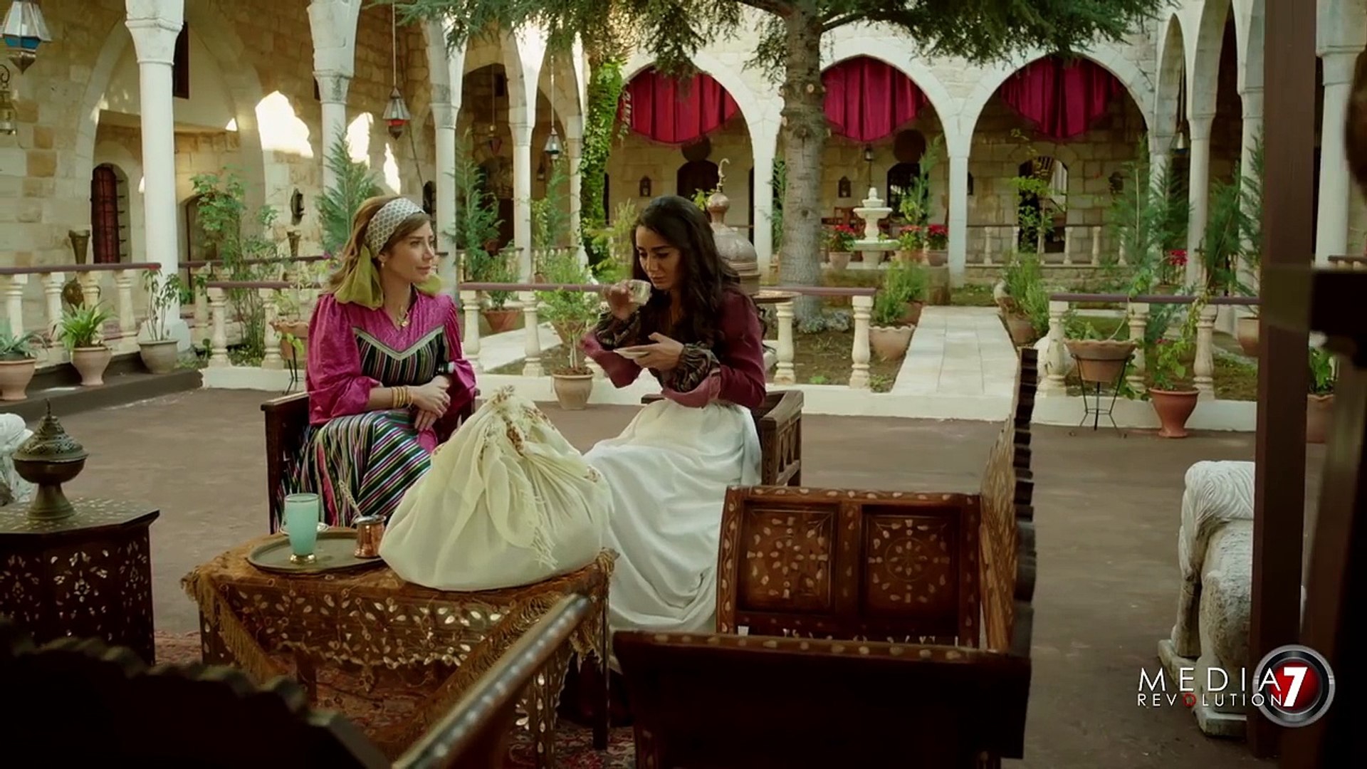 Episode 1 Bint Al Shahbandar - مسلسل بنت الشهبندر الحلقة 1 - Vidéo  Dailymotion