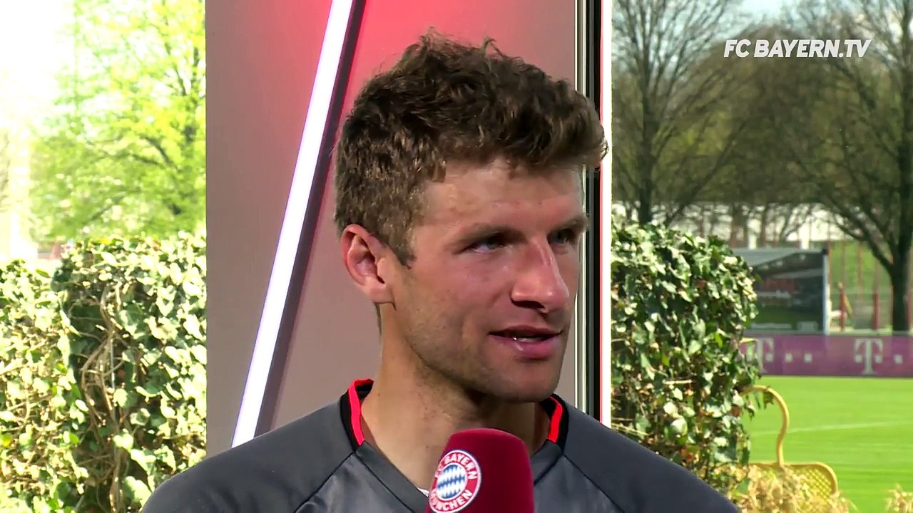 Neuer and Müller back in team training