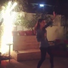 Çılgın Sanaya İrani- Gece bile yerinde duramıyor