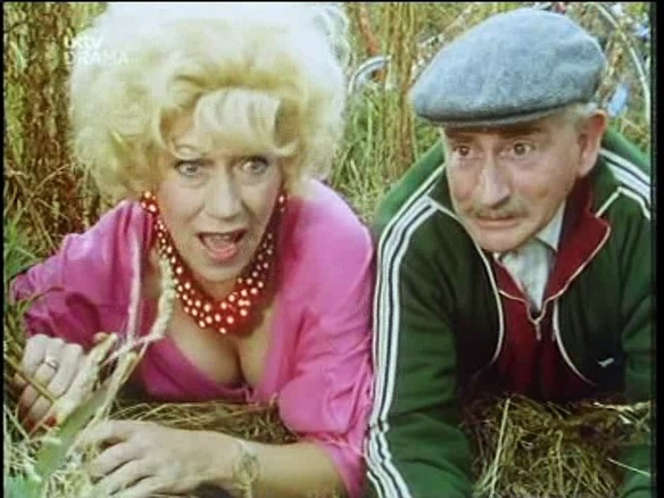 Last Of The Summer Wine S11 Ep 06 Getting Barry Higher In The World