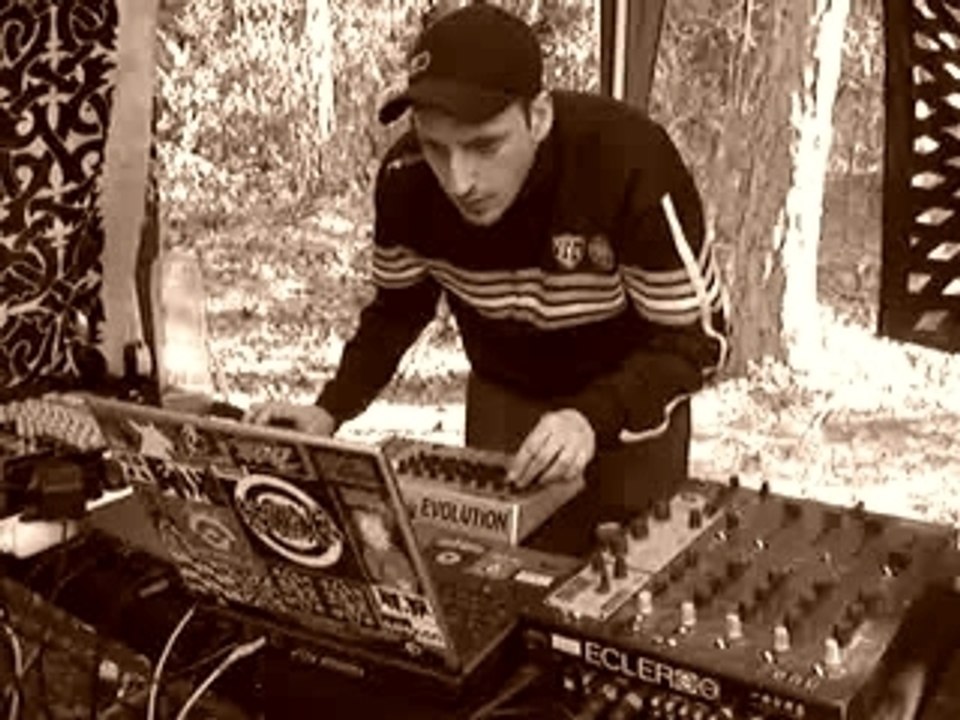 ElogiK(VGteK) live DEG1 party